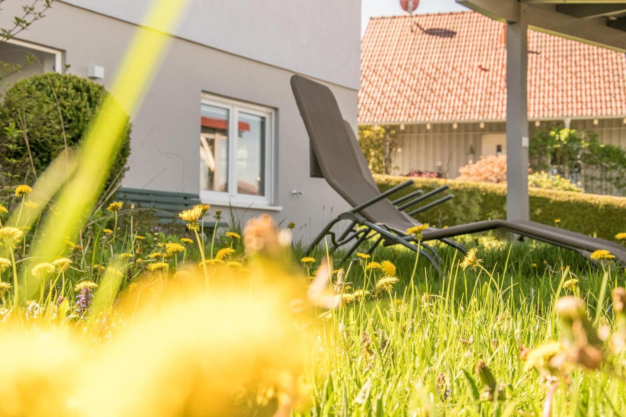 Ferienwohnung "Urlaub Bei Lina" Hergatz Экстерьер фото